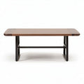 Houten salontafel met een metalen onderstel van 120 x 60 x 45cm